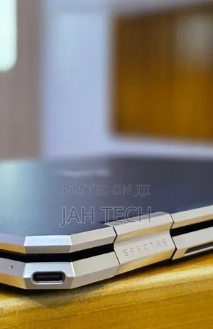 New Laptop HP Spectre 16GB Intel Core i7 SSD 512GB