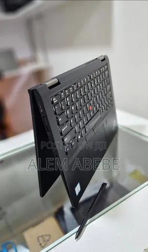 New Laptop Lenovo ThinkPad X390 Yoga 16GB Intel Core i7 SSD 512GB