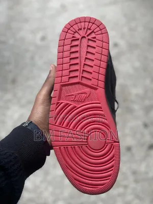 Air Jordan 1 Low (New Sneakers)