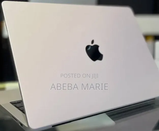 New Laptop Apple MacBook Pro 2024 M3 14-inch 8GB Apple M3 Pro SSD 512GB