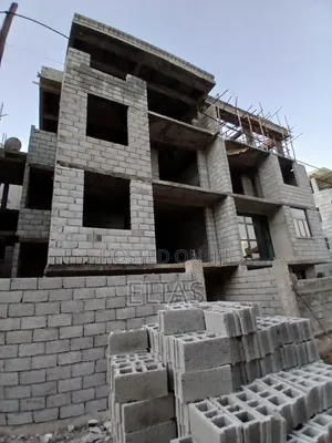 6bdrm House In Akaky Kaliti For Sale