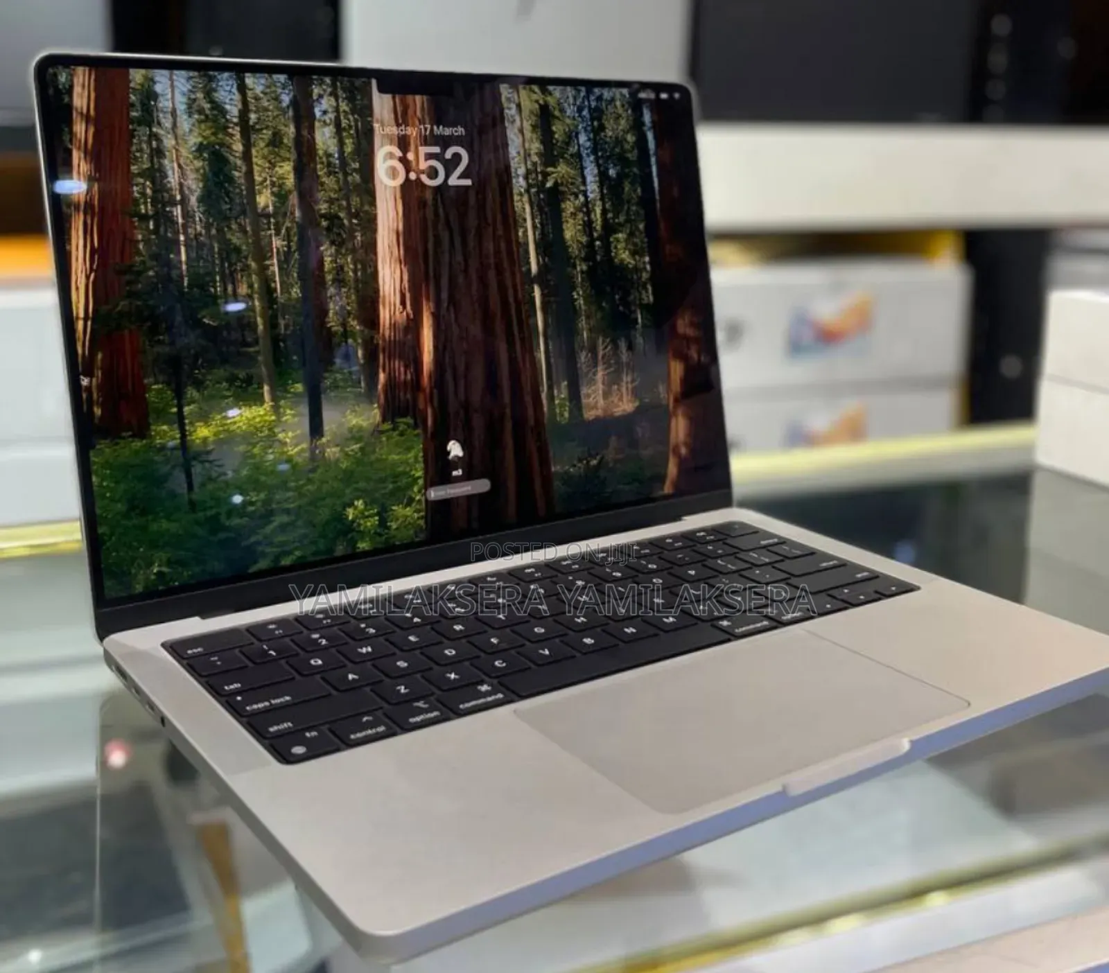 New Laptop Apple MacBook Pro 2024 M3 14-inch 8GB Apple M3 SSD 512GB