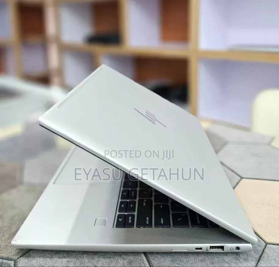 New Laptop HP EliteBook 840 G9 16GB Intel Core i7 SSD 512GB