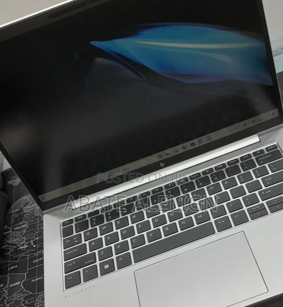 New Laptop HP EliteBook 840 G10 16GB Intel Core i5 SSD 512GB