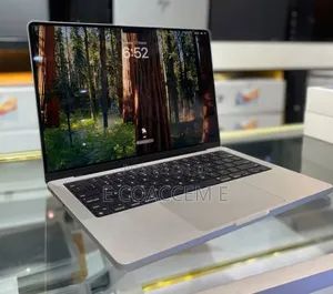New Laptop Apple MacBook 8GB SSD 512GB