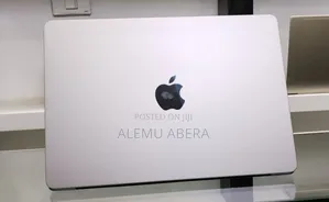 New Laptop Apple MacBook Air 2022 M2 8GB Apple M2 SSD 512GB