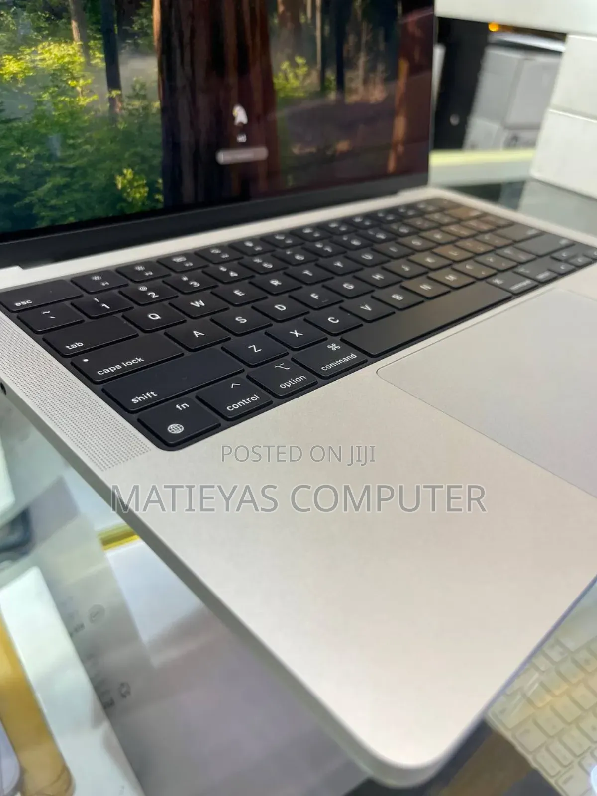 New Apple MacBook Pro 2023 M3 Pro 14-inch 8GB Intel Core M3 SSD 512GB