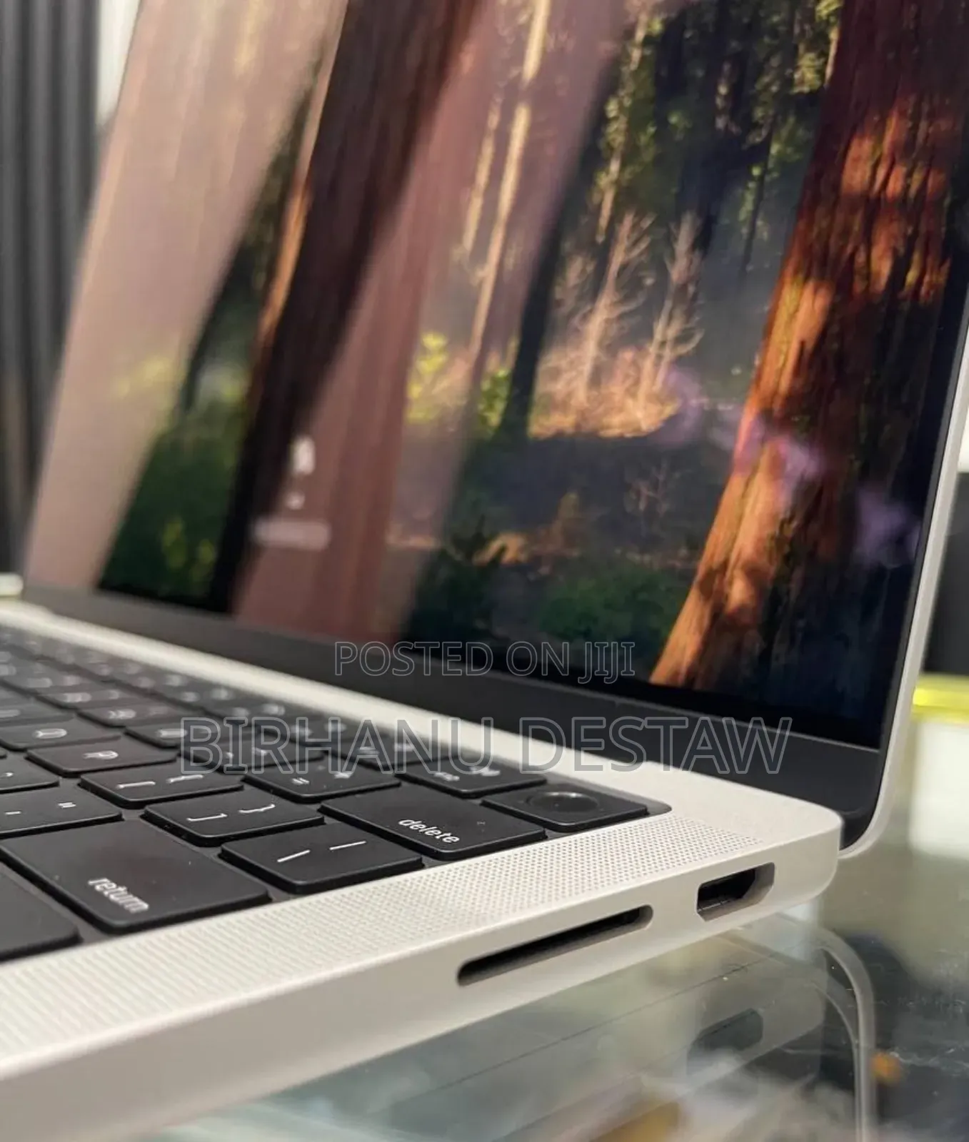 New Laptop Apple MacBook Pro 8GB Apple M3 SSD 512GB