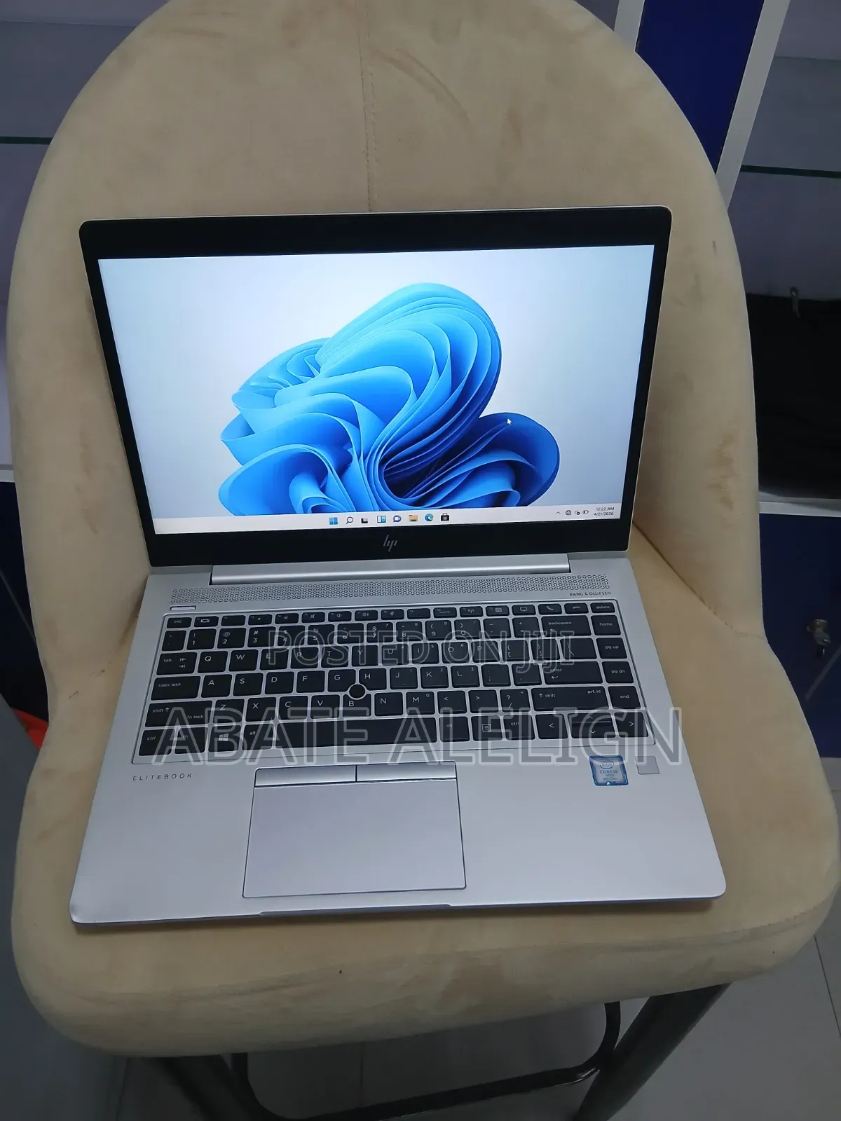 New Laptop HP EliteBook 840 G5 8GB Intel Core i5 SSD 512GB