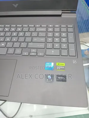 New Laptop HP Victus 16 16GB Intel Core i7 SSD 1T