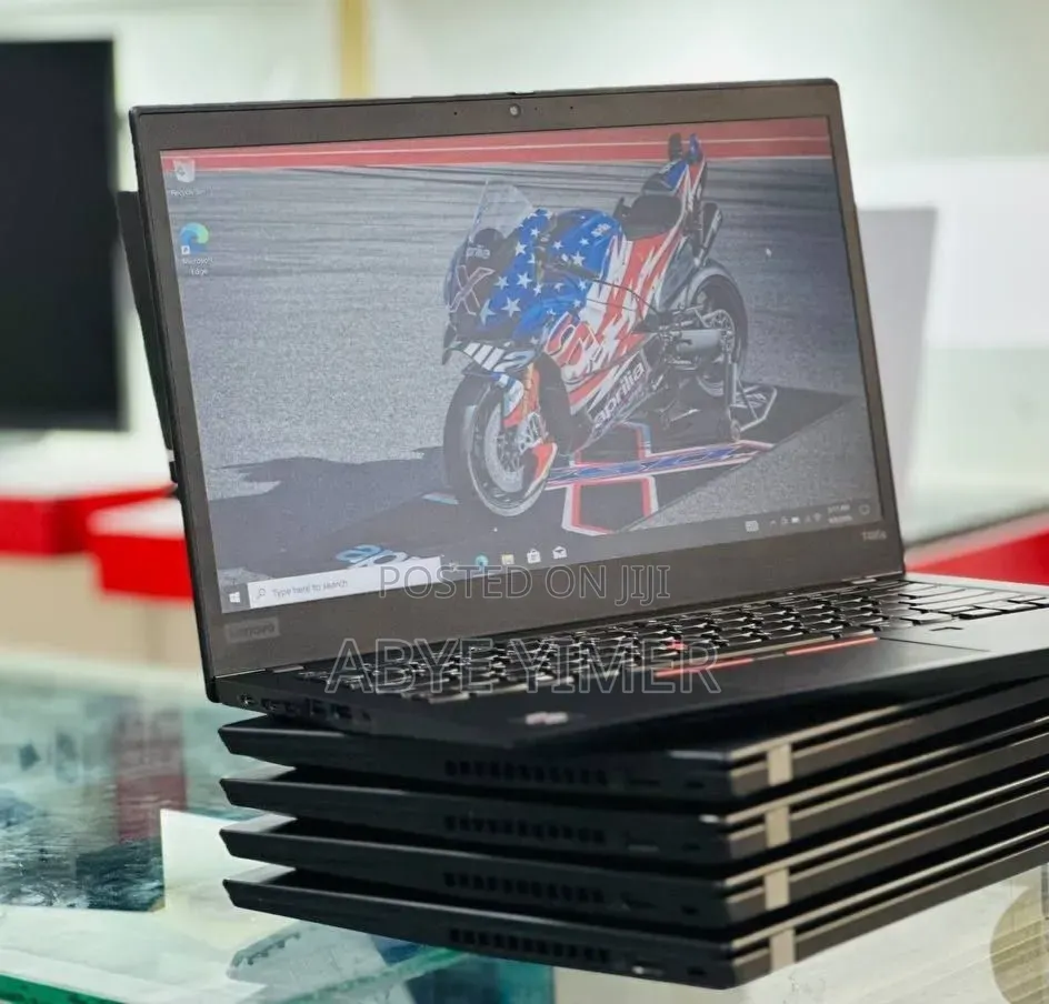 New Laptop Lenovo ThinkPad t495s 16GB AMD Ryzen 7 SSD 512GB