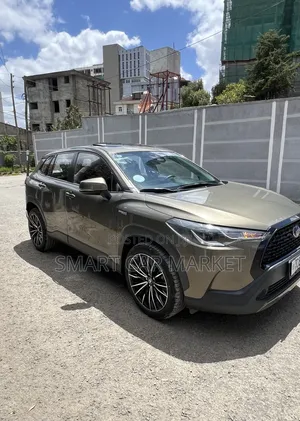 New Toyota Corolla Cross 2024 Brown