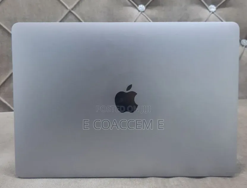 New Laptop Apple MacBook 16GB Intel Core i5 SSD 512GB