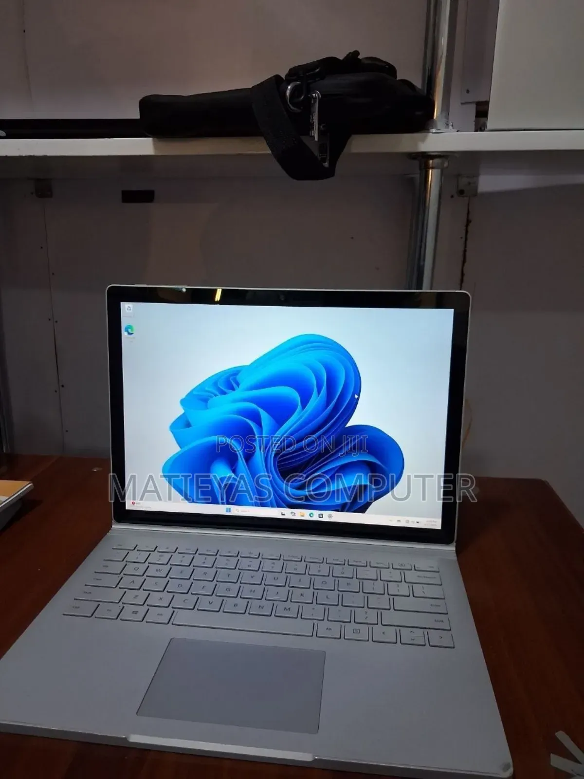 New Laptop Microsoft Surface Book 2 16GB Intel Core i7 SSD 512GB