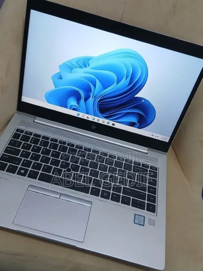 New Laptop HP EliteBook 840 8GB Intel Core i5 SSD 512GB