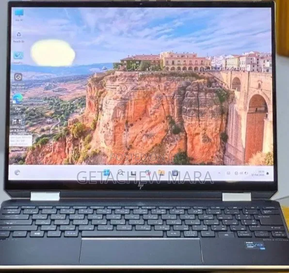 New Laptop HP Spectre 16GB Intel Core i7 SSD 512GB