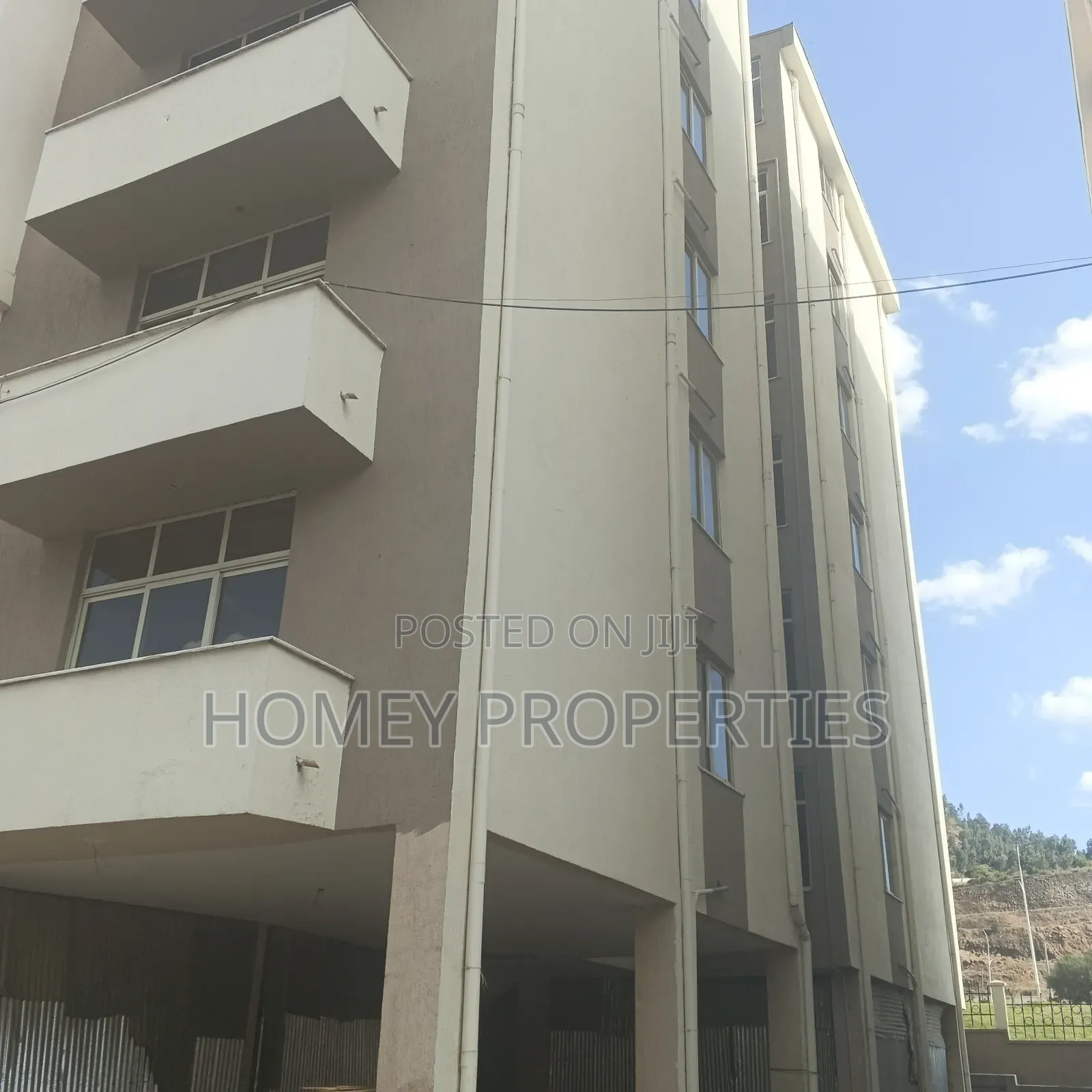 Furnished 3bdrm Apartment in Kolfe Keranio for sale