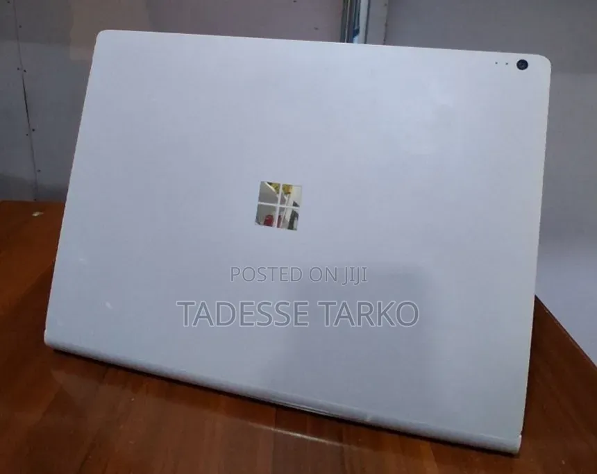 New Laptop Microsoft Surface Book 2 16GB Intel Core i7 SSD 512GB