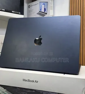 New Laptop Apple MacBook Air 2025 M4 15-inch 16GB Apple M4 SSD 256GB