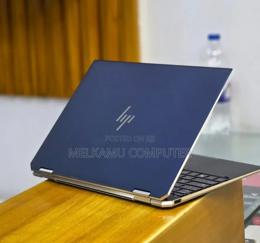 New Laptop HP Spectre X360 16GB Intel Core i7 SSD 512GB