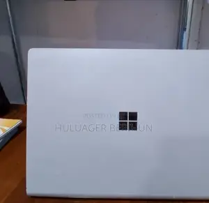 New Laptop Microsoft Surface Book 16GB Intel Core i5 SSD 512GB
