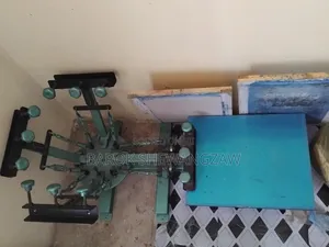 Four Rotating Screen Printing Machine With Light Box