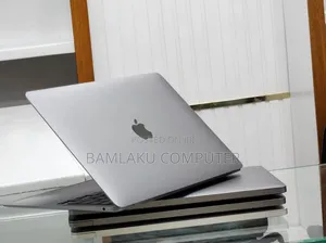 New Laptop Apple MacBook Air 2020 M1 8GB Apple M1 SSD 256GB