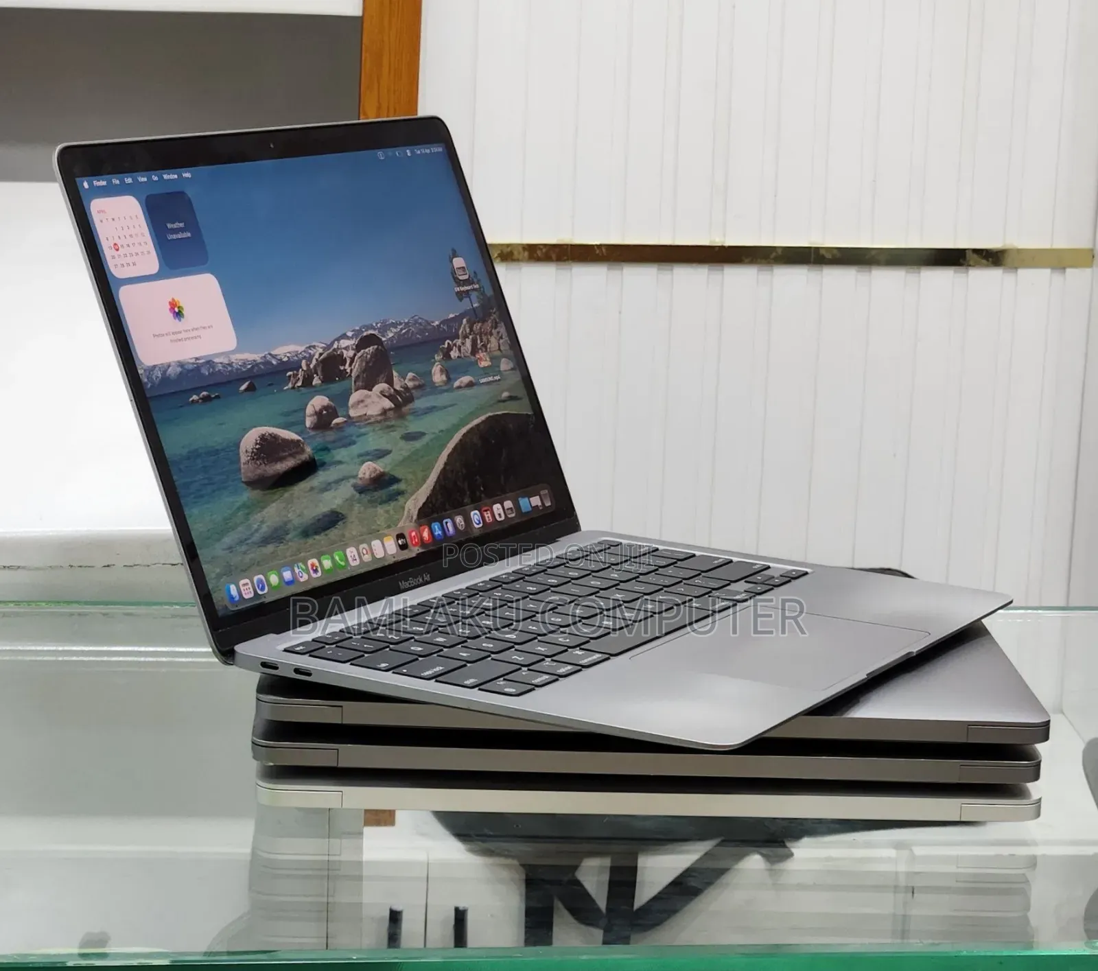 New Laptop Apple MacBook Air 2020 M1 8GB Apple M1 SSD 256GB
