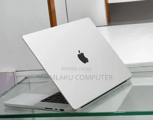 New Laptop Apple MacBook Pro M1 16GB Apple M1 Pro SSD 512GB