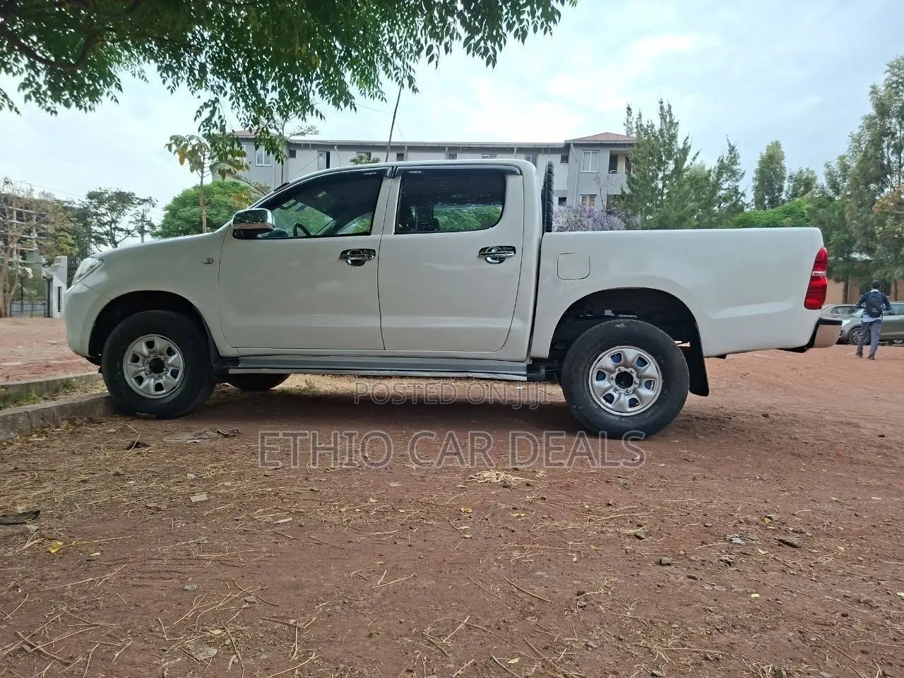 Toyota Hilux 2006 White