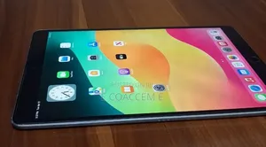 New Apple iPad Pro (2022) 256 GB