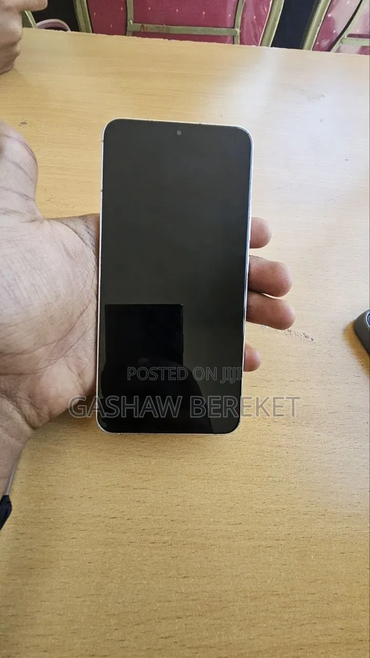 New Samsung Galaxy S22+ 5G 256 GB Rose Gold