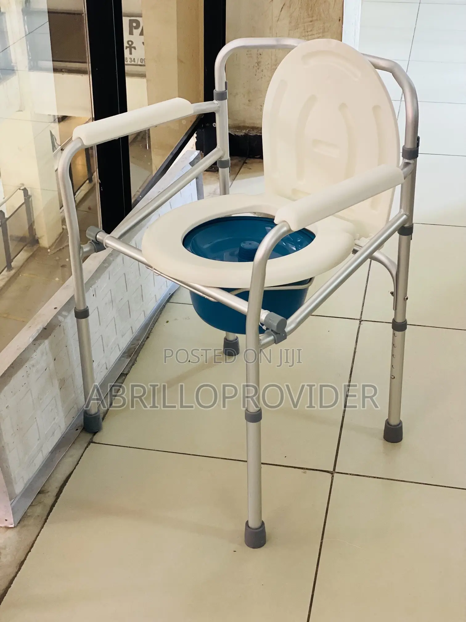 Aluminum大commode分chairs Foldable
