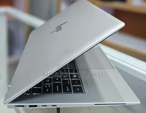 New Laptop HP EliteBook 840 G10 16GB Intel Core i5 SSD 512GB