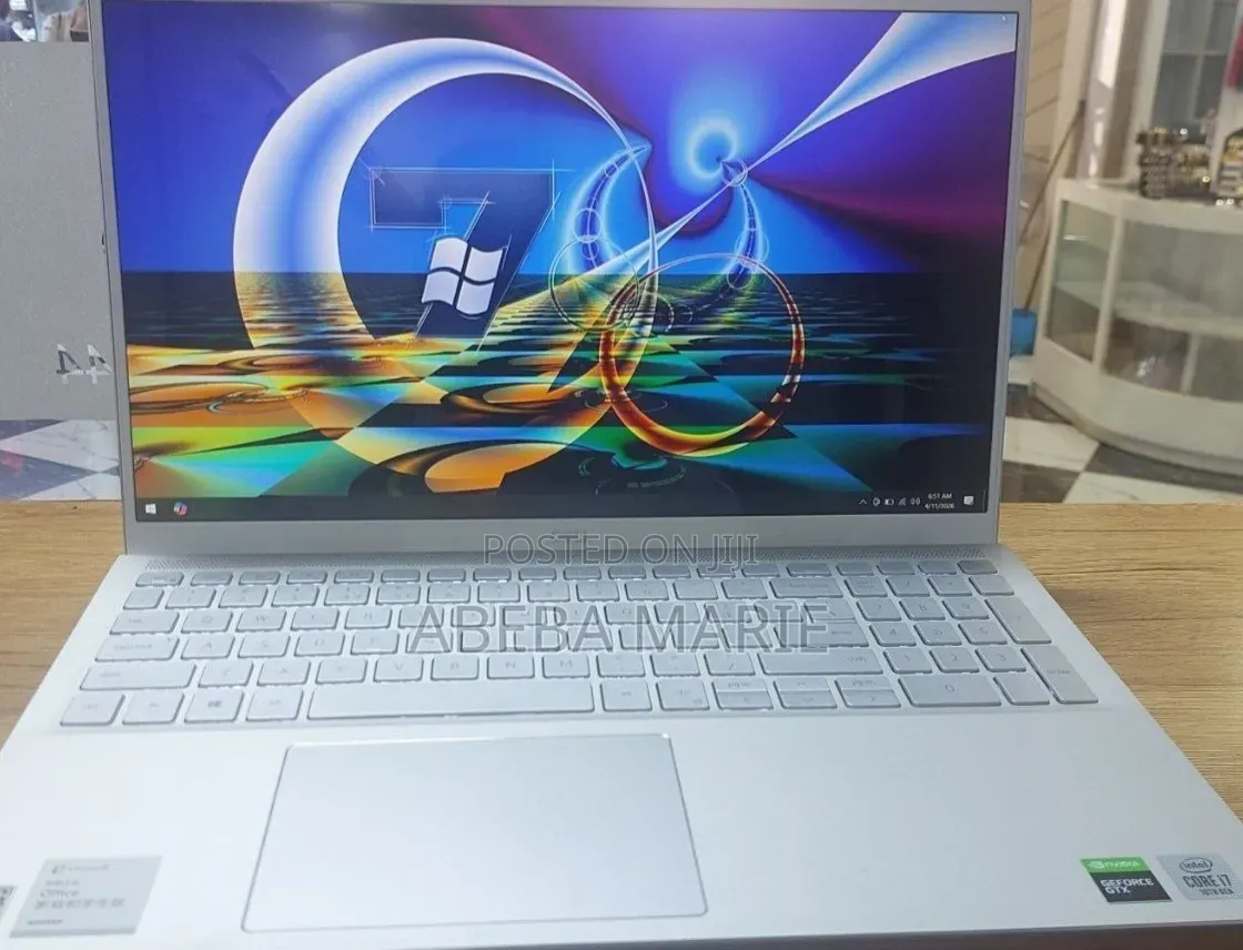 New Laptop Dell Inspiron 15 16GB Intel Core i7 SSD 512GB