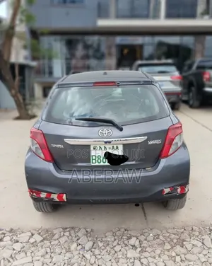 Toyota Aqua 2012 Gray