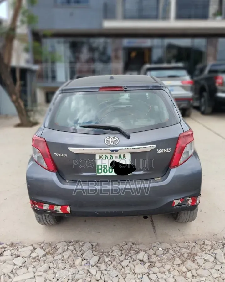 Toyota Aqua 2012 Gray