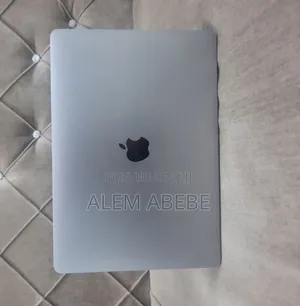 New Laptop Apple MacBook Pro 2017 16GB Intel Core i5 SSD 512GB