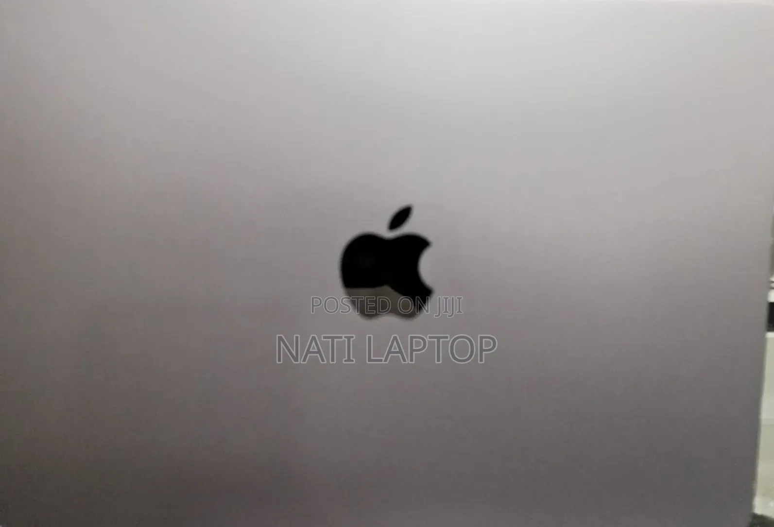 New Laptop Apple MacBook Air 2022 M2 8GB Apple M2 SSD 512GB