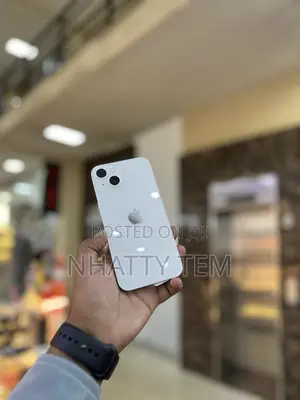 Apple iPhone 13 128 GB White
