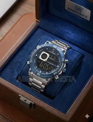 Naviforce Nf9241t Stainless Steel LCD Chronograph Sports Watch.