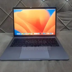New Laptop Apple MacBook Pro 2017 16GB Intel Core i5 SSD 512GB