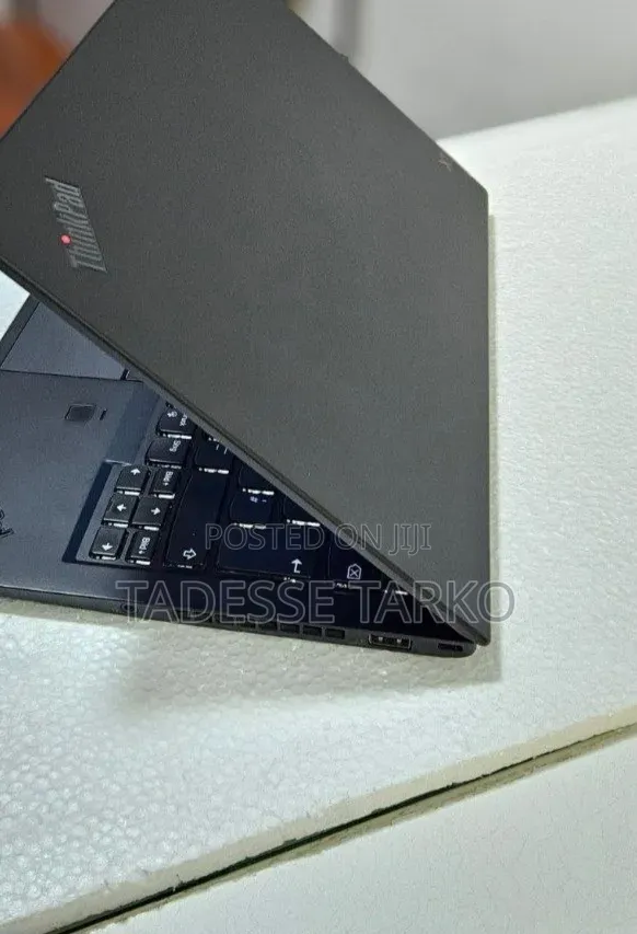 New Laptop Lenovo Yoga 11e 8GB Intel Core 2 Quad HDD 500GB