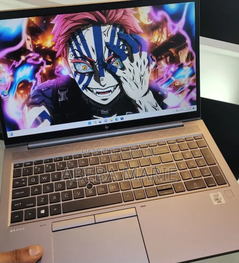 New Laptop HP ZBook Firefly G8 16GB Intel Core i7 SSD 512GB