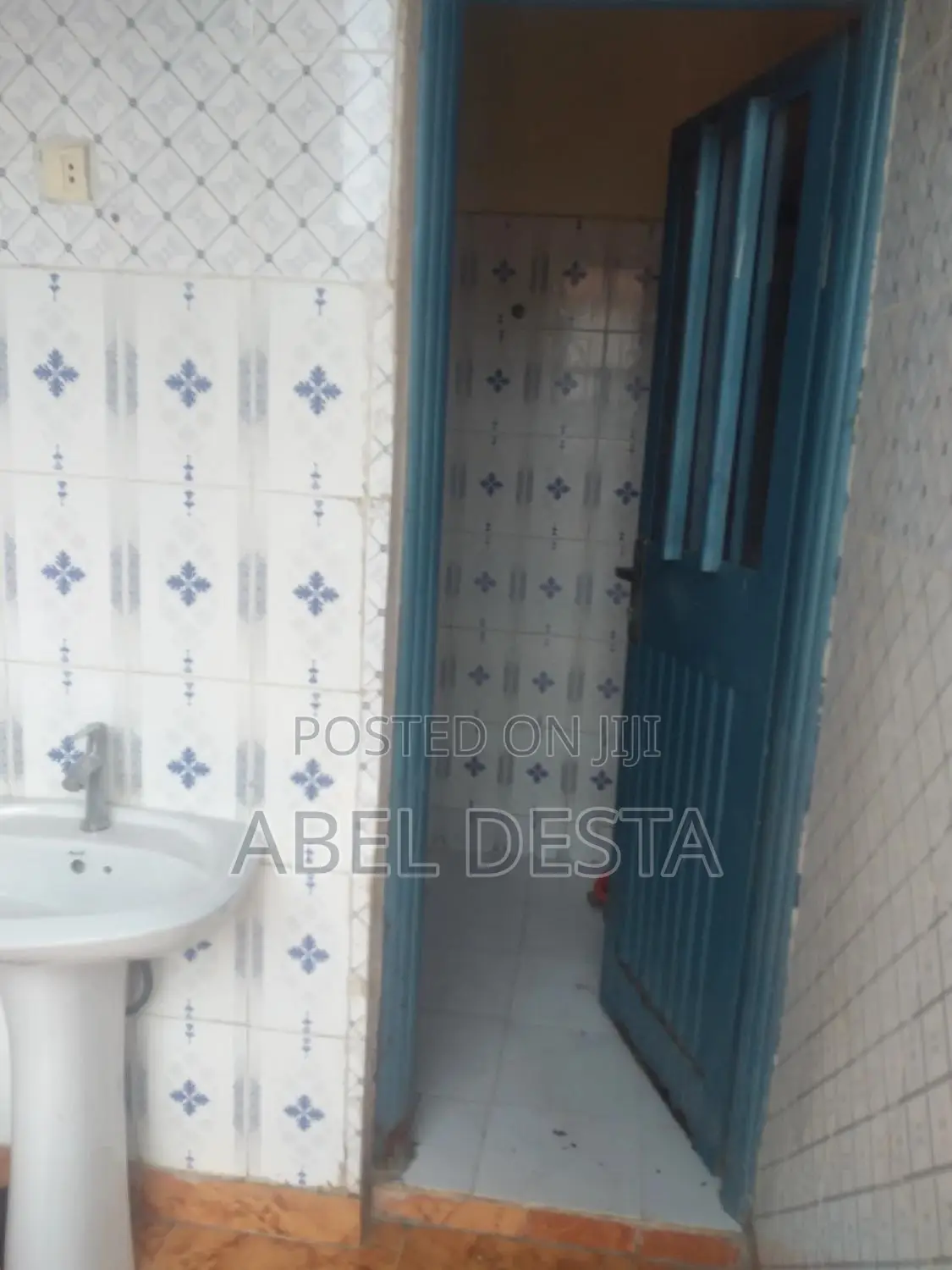 Furnished 4bdrm Villa in Fkr Groseri, Adama for rent