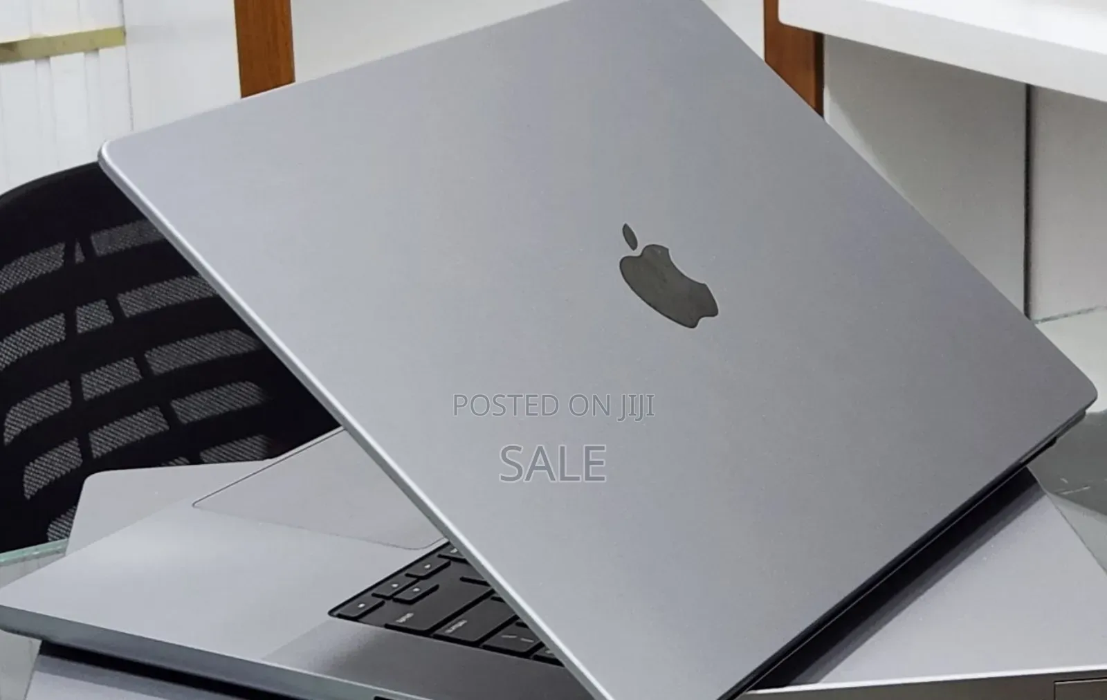 New Laptop Apple MacBook Air 2020 M1 32GB Apple M1 Pro SSD 512GB