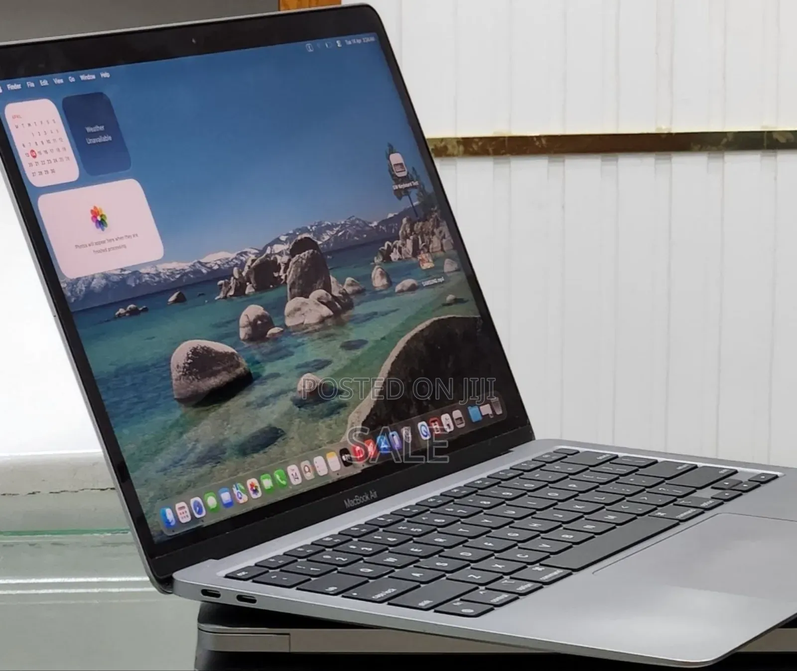 New Laptop Apple MacBook Air 2020 M1 8GB Apple M1 SSD 256GB