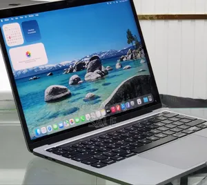 New Laptop Apple MacBook Pro M1 8GB Apple M1 Pro SSD 256GB