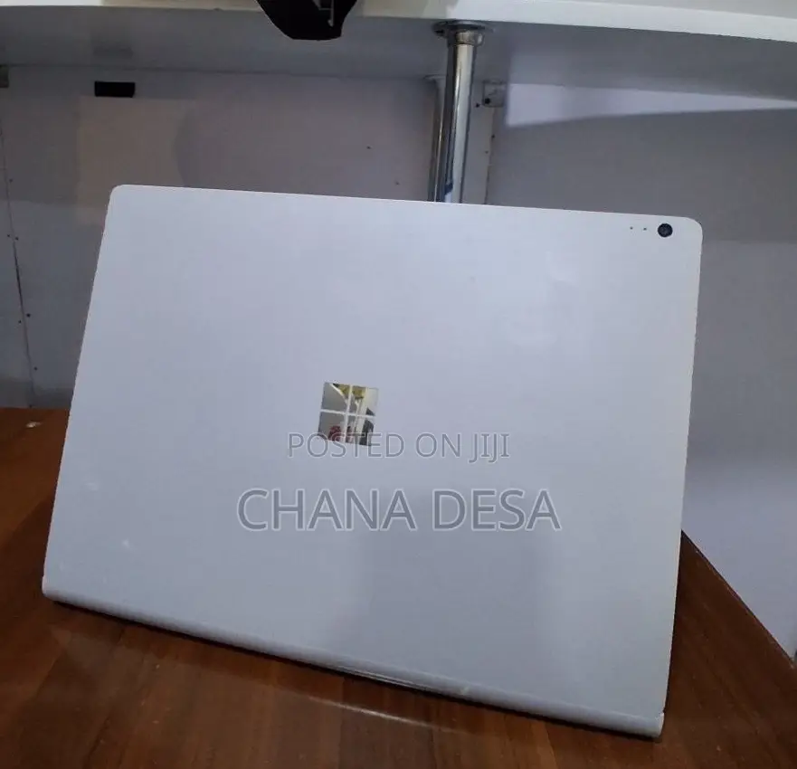 New Laptop Microsoft Surface Book 2 16GB Intel Core i7 SSD 512GB