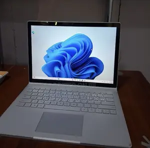 New Laptop Microsoft Surface Book 2 16GB Intel Core i7 SSD 512GB